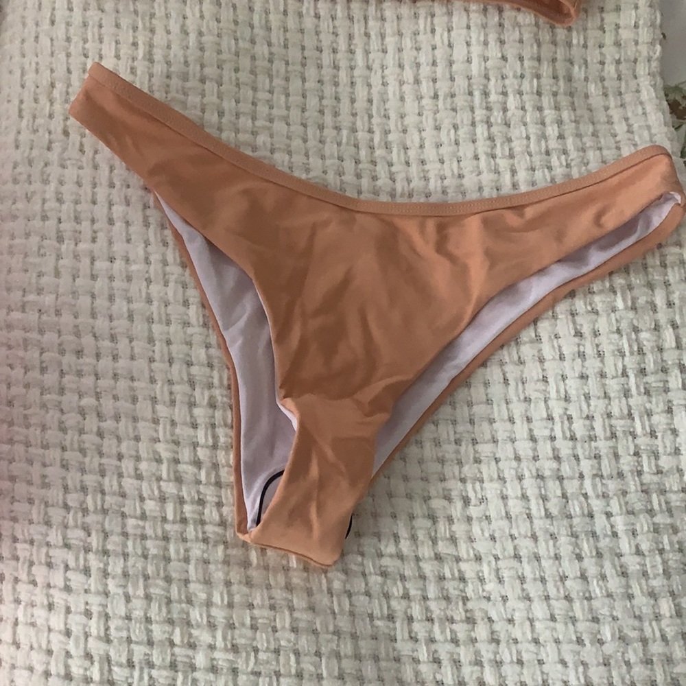 Thick strap peach š Bikini - Picture 2 of 6